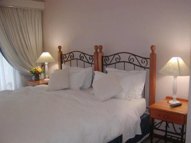 Four Pines Lodge Hermanus Exterior photo